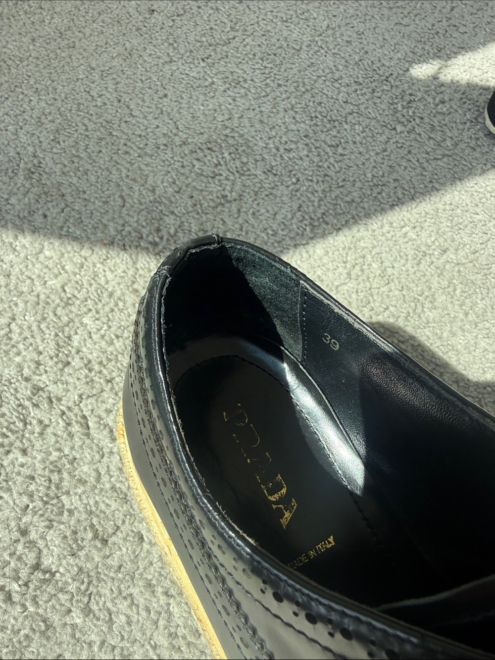 Prada Black Leather Brogues with Natural Tan Platform Sole - Picture 4 of 16